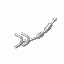 Load image into Gallery viewer, MagnaFlow Direct Fit Catalytic Converter 05-07 Ford E150 4.6L Passenger Side