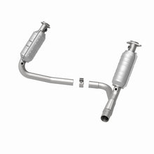 Load image into Gallery viewer, MagnaFlow Direct Fit Catalytic Converter Dakota 05-06 6 3.7L