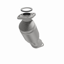 Load image into Gallery viewer, MagnaFlow DF Cat Conv 99-03 Lexus RX300/01-03 Toyota Highlander 3.0L D/S *NOT TO BE SOLD IN CA*