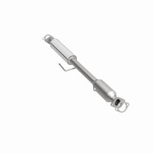 Load image into Gallery viewer, MagnaFlow Direct Fit Catalytic Conv 11-14 Sonata 2.4L Underbody (OEM Grade Federal / EPA Compliant)