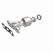 Load image into Gallery viewer, MagnaFlow Direct Fit Catalytic Converter 07-09 Mitsu Outlander 3.0L