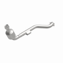 Load image into Gallery viewer, MagnaFlow Direct Fit Catalytic Converter Mercedes SLK320 04 Passenger Side CA