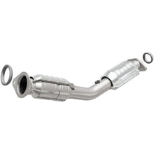 Load image into Gallery viewer, MagnaFlow Direct Fit Catalytic Converter 07-08 Nissan Sentra L4-2.0L