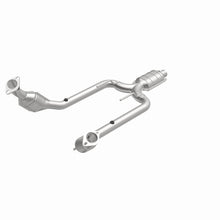 Load image into Gallery viewer, MagnaFlow Direct Fit Catalytic Converter Thunderbird-Cougar 95-96