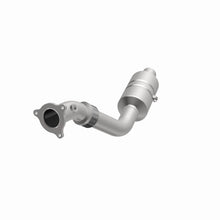 Load image into Gallery viewer, MagnaFlow Direct Fit Catalytic Converter 04-06 Chrysler Pacifica 3.5