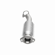 Load image into Gallery viewer, MagnaFlow Direct Fit Catalytic Converter 04 Toyota Sienna 3.3L