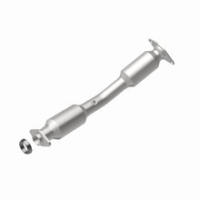 Load image into Gallery viewer, MagnaFlow Direct Fit Catalytic Converter 07-08 Nissan Sentra L4-2.0L