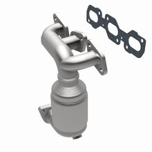 Load image into Gallery viewer, MagnaFlow Direct Fit Catalytic Converter Contour 95-00 2.5L Front MF