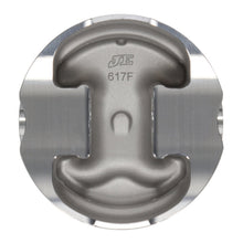 Load image into Gallery viewer, JE Pistons 302 SBF TWISTED FT Set of 8 Pistons