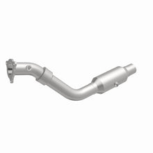 Load image into Gallery viewer, MagnaFlow Direct Fit Catalytic Converter OEM 2004-2006 Chrysler Pacifica Underbody