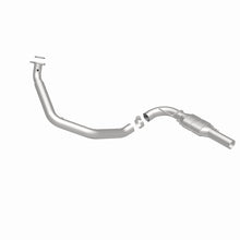 Load image into Gallery viewer, MagnaFlow Direct Fit Catalytic Converter 03-07 GM 2500/3500 D/S OEM