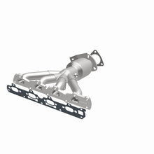 Load image into Gallery viewer, MagnaFlow Direct Fit Catalytic Converter 06 Pontiac G6 2.4L