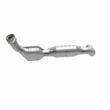 Load image into Gallery viewer, MagnaFlow Direct Fit Catalytic Converter 01-04 Ford F-150 Pickup 5.4L 4WD 4R100 Trans D/S (49 State)