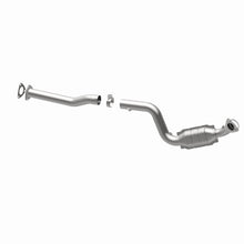 Load image into Gallery viewer, MagnaFlow Direct Fit Catalytic Converter 07-08 Express 2500 4.8L Passenger Side