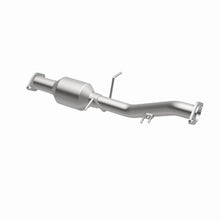 Load image into Gallery viewer, MagnaFlow Direct Fit Catalytic Converter 95-98 Toyota T100 2WD 3.4L