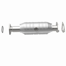 Load image into Gallery viewer, MagnaFlow Direct Fit Catalytic Converter 03-04 Honda Pilot 3.5L