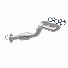 Load image into Gallery viewer, MagnaFlow Direct Fit Catalytic Converter 2006 Lexus GS300 3.0L Passenger Side m