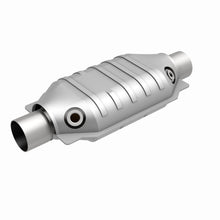 Load image into Gallery viewer, MagnaFlow Universal Catalytic Converter 2 Dual O2 Boss