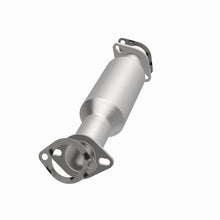 Load image into Gallery viewer, MagnaFlow Direct Fit Catalytic Converter 08-09 Hyundai Sonata 2.4L