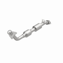 Load image into Gallery viewer, MagnaFlow Direct Fit Catalytic Converter 98-02 Lexus LX470 4.7L OEM