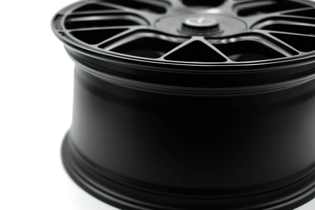 RF01 Progressive Flow Form Matt Black 19x8.5 +35 5x114.3/120 CB72.6 Cone seat