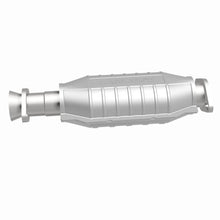 Load image into Gallery viewer, MagnaFlow Direct Fit Catalytic Converter 94-97 Montero 3.5L rear 49S