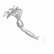 Load image into Gallery viewer, MagnaFlow Direct Fit Catalytic Converter 05-06 Ford Focus 2.0L
