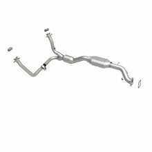 Load image into Gallery viewer, MagnaFlow Direct Fit Catalytic Converter 01-05 Chevy Blazer 4.3L 2WD