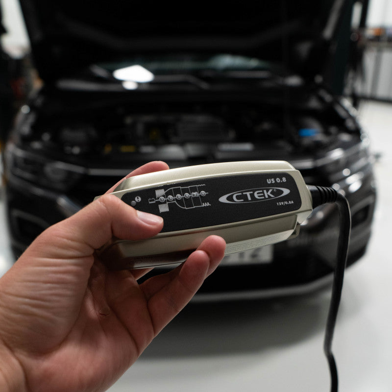 CTEK Battery Charger - US 0.8 - 12V - GTR Auto