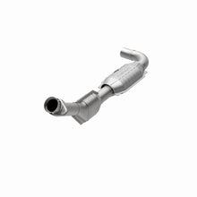 Load image into Gallery viewer, MagnaFlow Direct Fit Catalytic Converter 99-00 Ford F-150 4.2L 50S