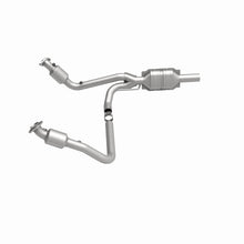 Load image into Gallery viewer, MagnaFlow Direct Fit Catalytic Converter 94-99 Ram 1500/2500