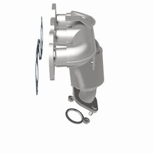 Load image into Gallery viewer, MagnaFlow Direct Fit Catalytic Converter 2002 Toyota Avalon 3.0L