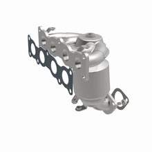 Load image into Gallery viewer, MagnaFlow Direct Fit Catalytic Converter 2017 Santa Fe L4 2.4 OEM Manifold