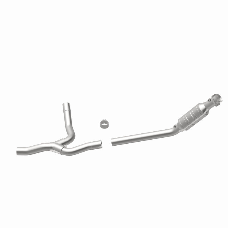 MagnaFlow Direct Fit Catalytic Converter 04-05 Dodge RAM 1500 Pickup 3.7L (Inc 4WD 4.7L) P/S