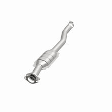Load image into Gallery viewer, MagnaFlow Direct Fit Catalytic Converter 2011-2012 EQUINOX 3.0L Underbody