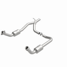 Load image into Gallery viewer, MagnaFlow Direct Fit Catalytic Converter 2009-2014 E-150 4.6 L Underbody