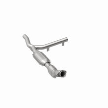 Load image into Gallery viewer, MagnaFlow Direct Fit Catalytic Converter 01-04 Ford F-150 4.2L 2wd