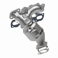 Load image into Gallery viewer, MagnaFlow Direct Fit Catalytic Converter 01-04 Escape 3.0 rear manif