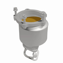 Load image into Gallery viewer, MagnaFlow Direct Fit Catalytic Converter 02-05 Sedona frt mani OEM