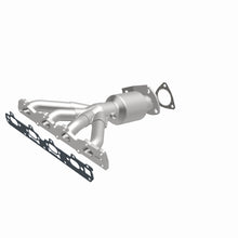 Load image into Gallery viewer, MagnaFlow Direct Fit Catalytic Converter 06 Pontiac G6 2.4L