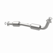 Load image into Gallery viewer, MagnaFlow Direct Fit Catalytic Converter 07-09 Toyota Tundra/Sequoia V8 4.7L