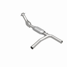 Load image into Gallery viewer, MagnaFlow Direct Fit Catalytic Converter 97-99 E-150/250 4.6L P/S