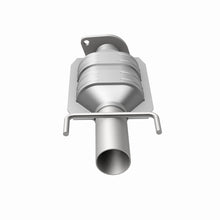 Load image into Gallery viewer, MagnaFlow Direct Fit Catalytic Converter 95-02 Lincoln Continental