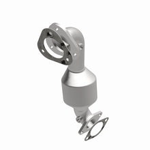 Load image into Gallery viewer, MagnaFlow Direct Fit Catalytic Converter 10-17 Ford Taurus/10-16 Lincoln MKT V6-3.5L