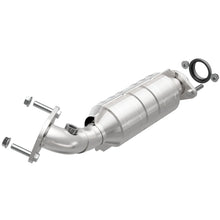 Load image into Gallery viewer, MagnaFlow Direct Fit Catalytic Converter 04-07 Cadillac SRX 3.6L