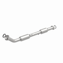 Load image into Gallery viewer, MagnaFlow Direct Fit Catalytic Converter 05-09 Toyota Tacoma 2.7L