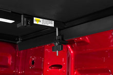 Load image into Gallery viewer, Tonno Pro 15-19 Chevy Colorado 5ft Fleetside Hard Fold Tonneau Cover
