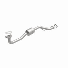 Load image into Gallery viewer, MagnaFlow Direct Fit Catalytic Converter 04-05 Subaru Legacy / Outback 2.5L