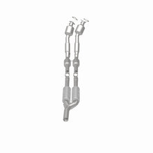 Load image into Gallery viewer, MagnaFlow Direct Fit Catalytic Converter 2012-2015 Passat (B7) 3.6L V6 OEM Grade