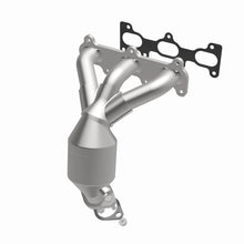 Load image into Gallery viewer, MagnaFlow Direct Fit Catalytic Converter 02-06 Hyundai Sonata 2.7L